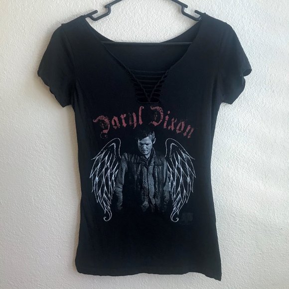 the walking dead Tops - Walking Dead Daryl Dixon Distressed Top
